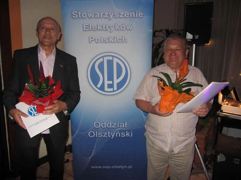 Jubilaci - od lewej kol. Mirosław Milejski i kol. Andrzej Bartwicki