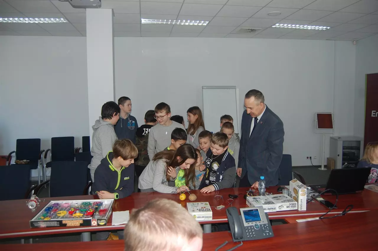 Dzieci z Przedszkola w Tuławkach podczas spotkania